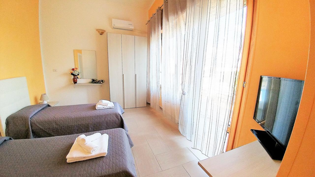 B&B Maresalento Racale Εξωτερικό φωτογραφία